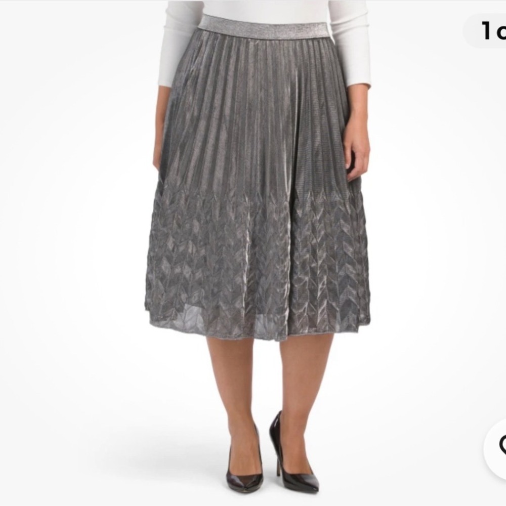 WDNY METALLIC PLEATED SHIMMER MIDI SKIRT